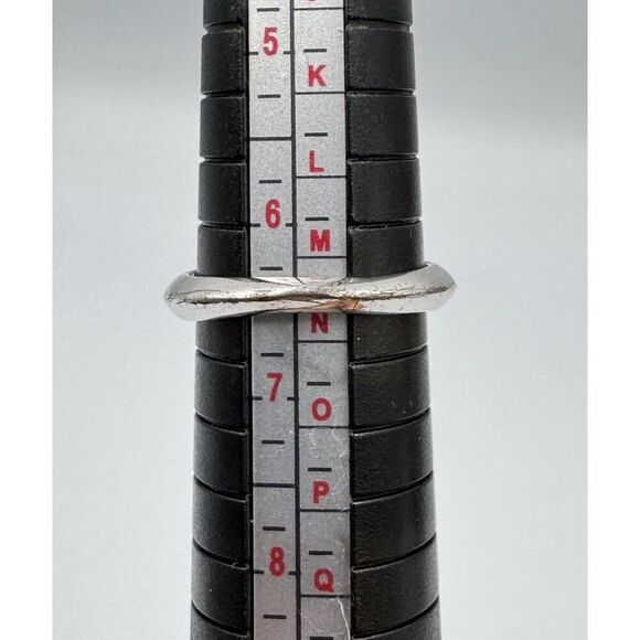 Silver Tone Solitaire Cushion Cut Adjustable Statement Ring Signed NV Sz 4.5-6.5 - Picture 8 of 8